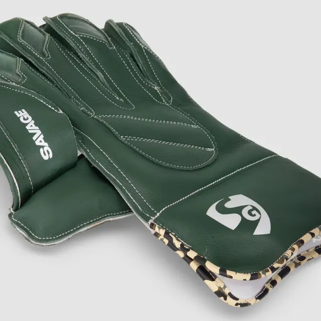 Savage Wicket Keeping Gloves – SG