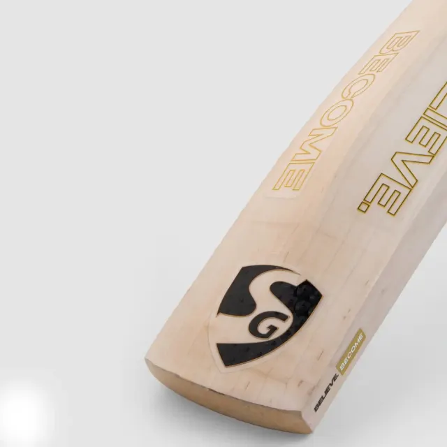 Smriti 2.0 English Willow Cricket Bat – SG