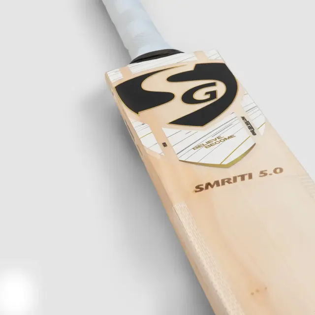 Smriti 5.0 English Willow Cricket Bat – SG