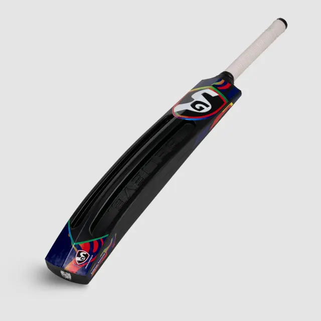 T-100 Plastic Bat – SG
