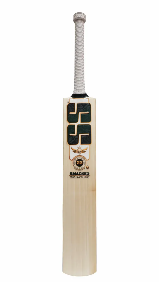 GG Smacker Signature English Willow Cricket Bat – SS