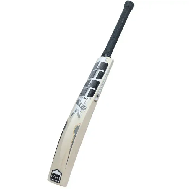 Sky Flicker Kashmir Willow Cricket Bat – SS