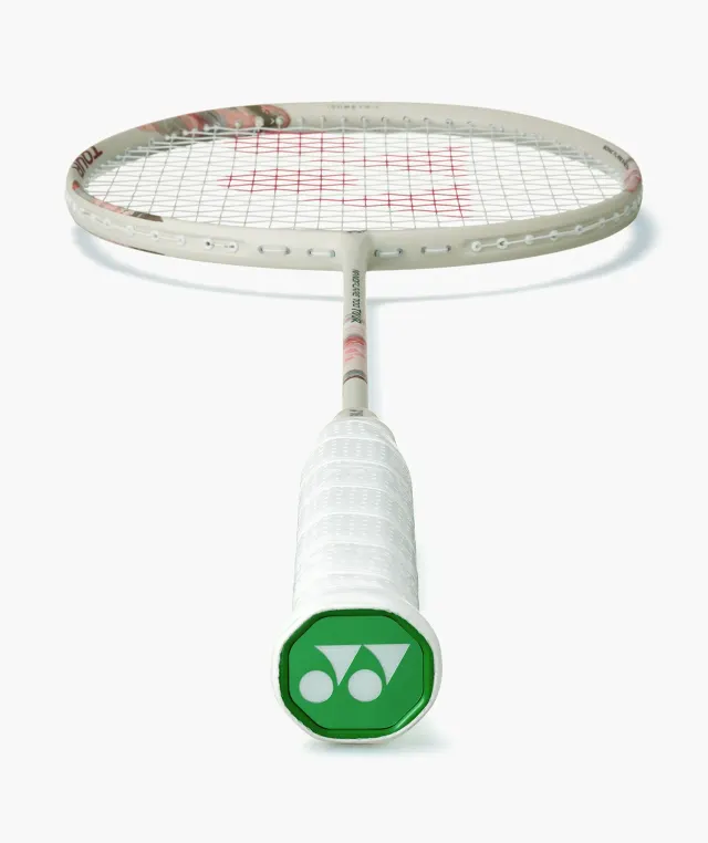 Nanoflare 700 Tour – Yonex